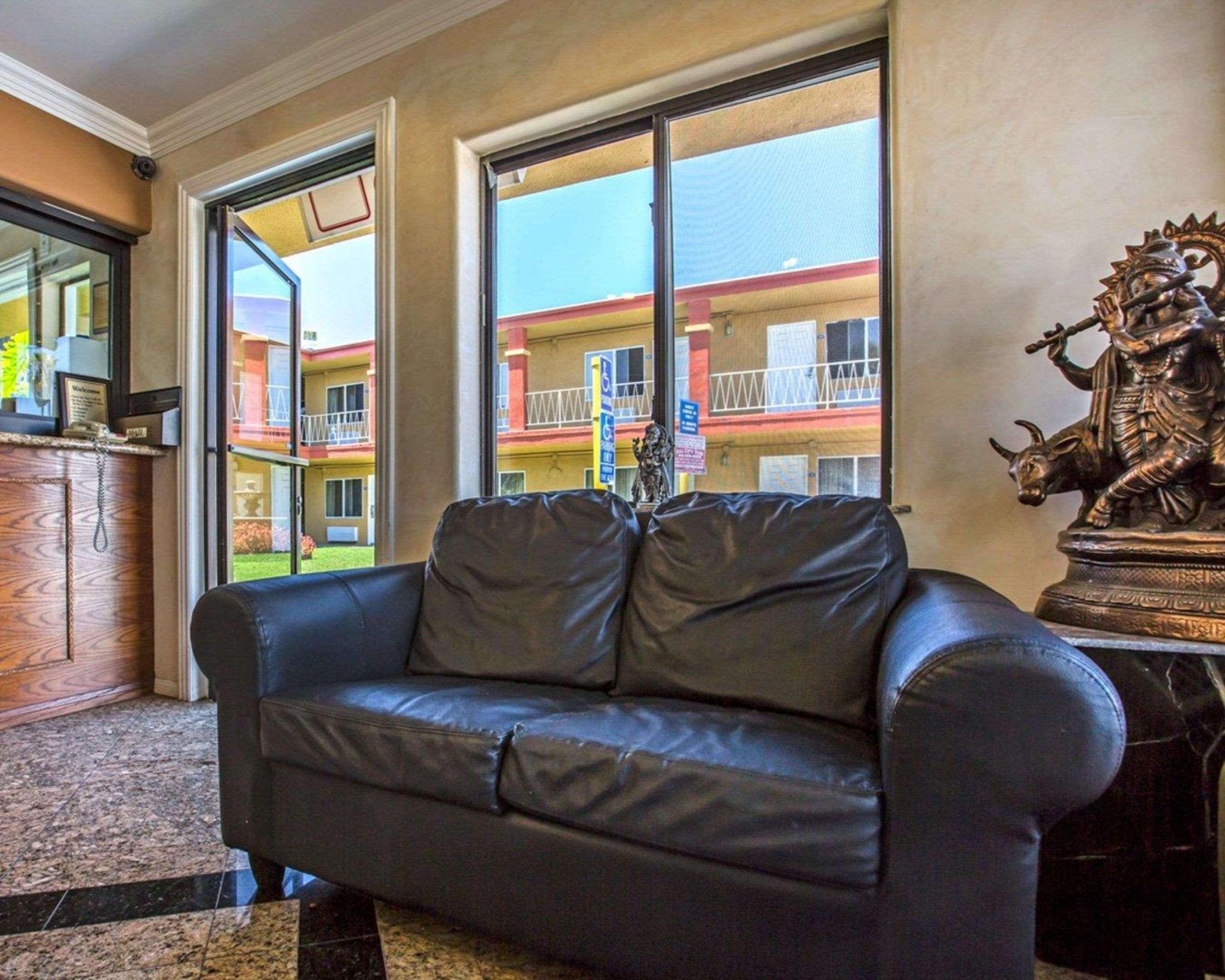 Rodeway Inn Near Venice Beach Los Angeles Exterior photo